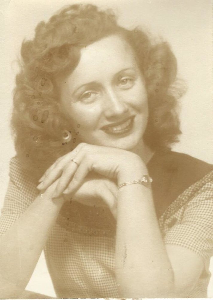 BETTY BUXTON